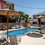 Hotel Chez Sophie 3*