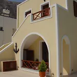 Chez Sophie Kamari (Santorini)