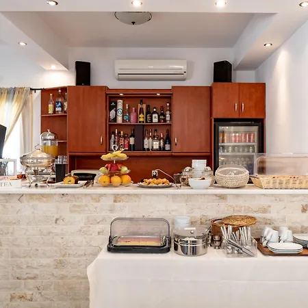 호텔 셰 소피 Kamári