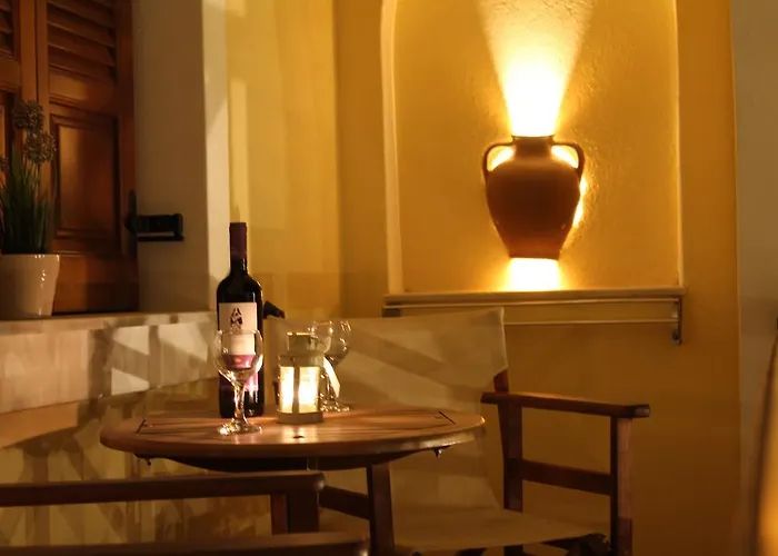 شيتس صوفي فندق Kamári